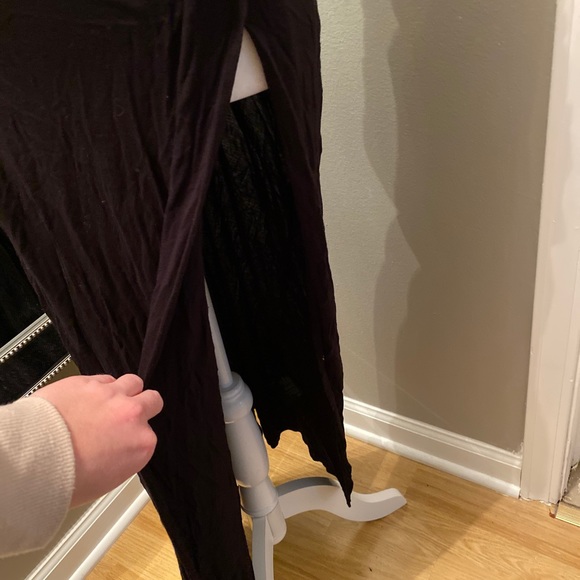 Black maxi dress - Picture 2 of 3